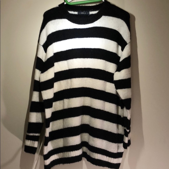 Zara | Sweaters | Zara Black And White 